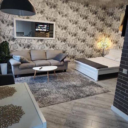 Просторі Lux Апартаменти На Центральному Проспекті, Великий Smart Tv,Преміум-Підписки Youtube Та Онлайн-Кінотеатрів , Кавомашина, Відкритий Балкон, Звітні Документи 克里沃罗格 外观 照片